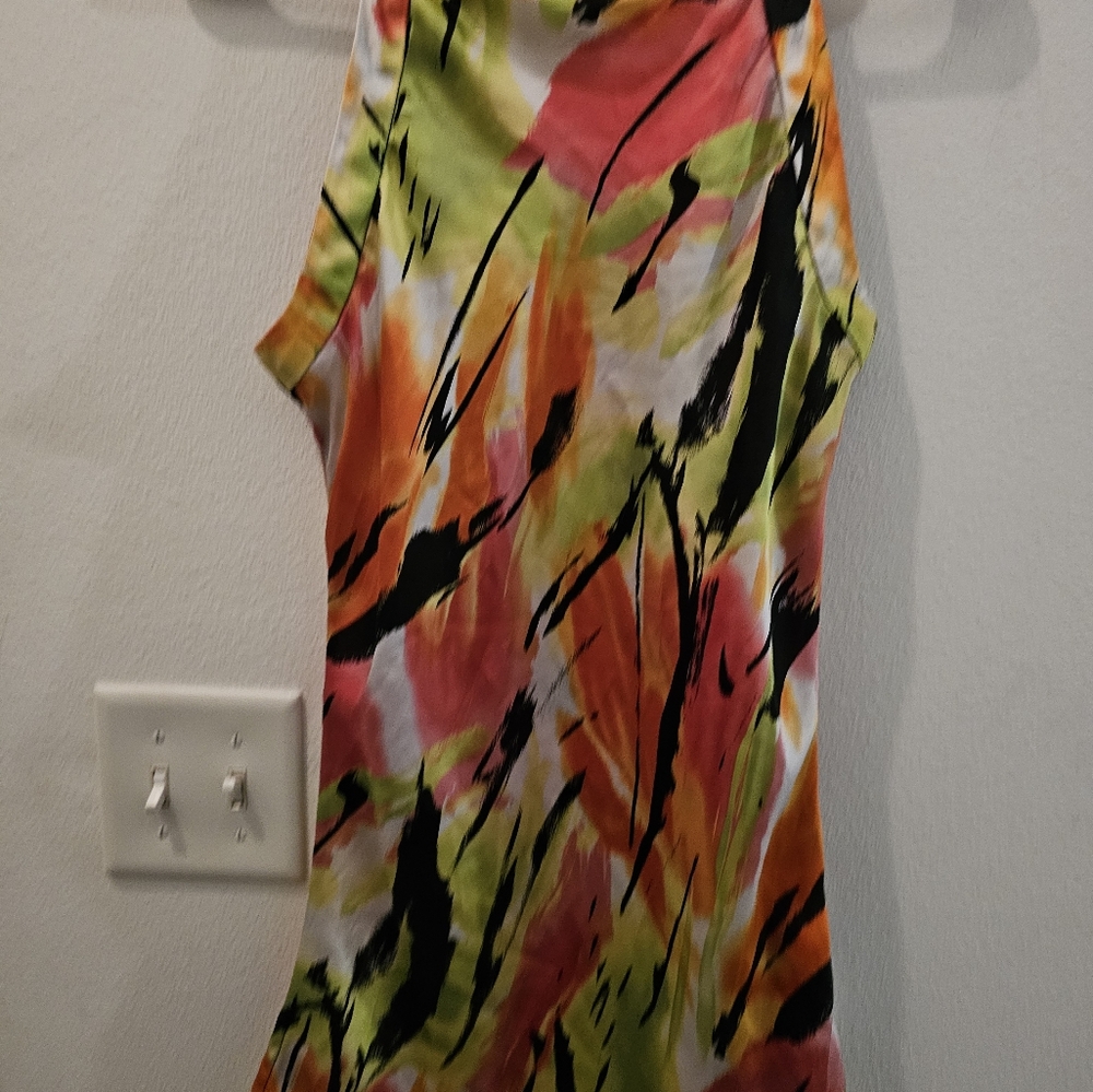 Small Blouse - Picture 3 of 3
